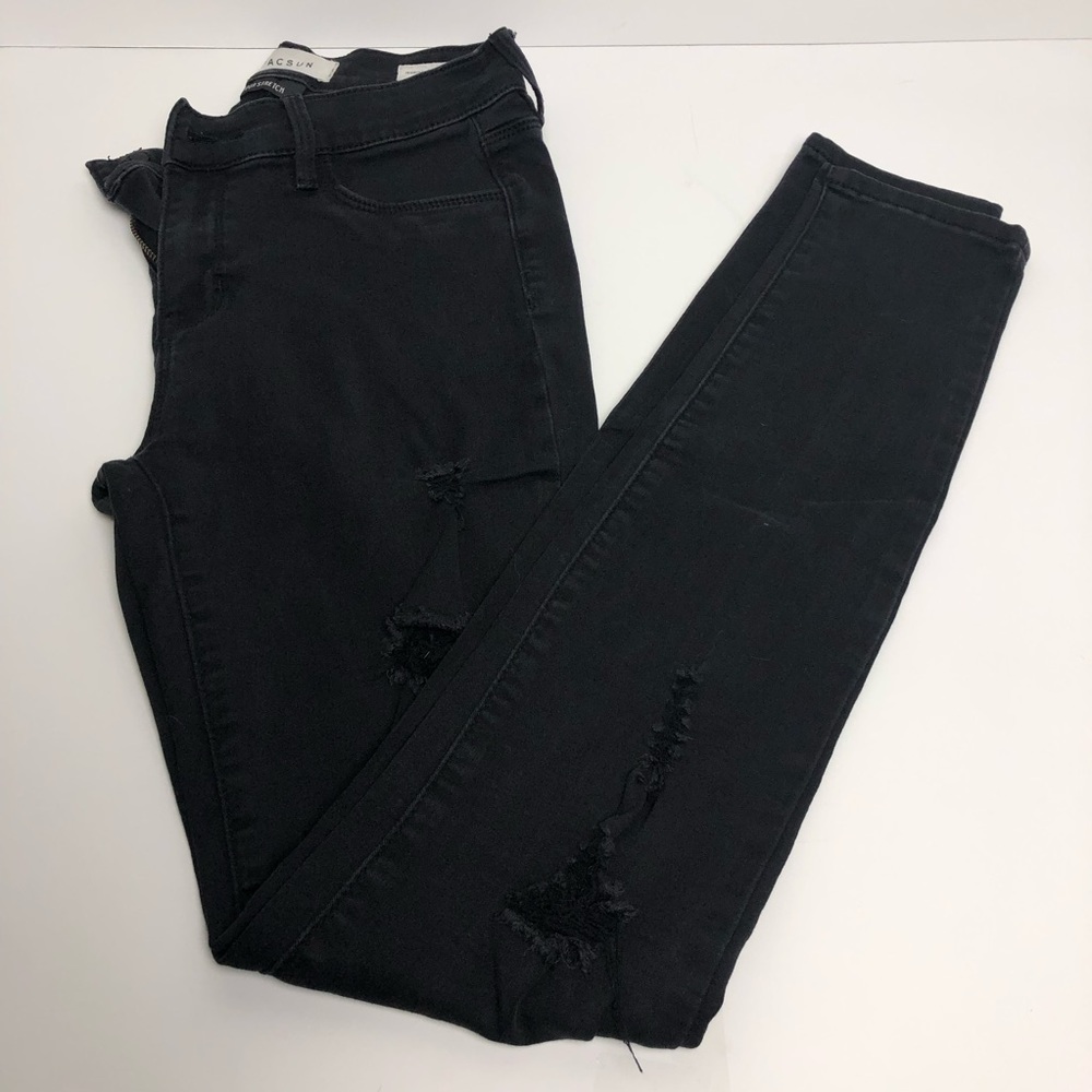 PACSUN BLACK RIPPED JEANS